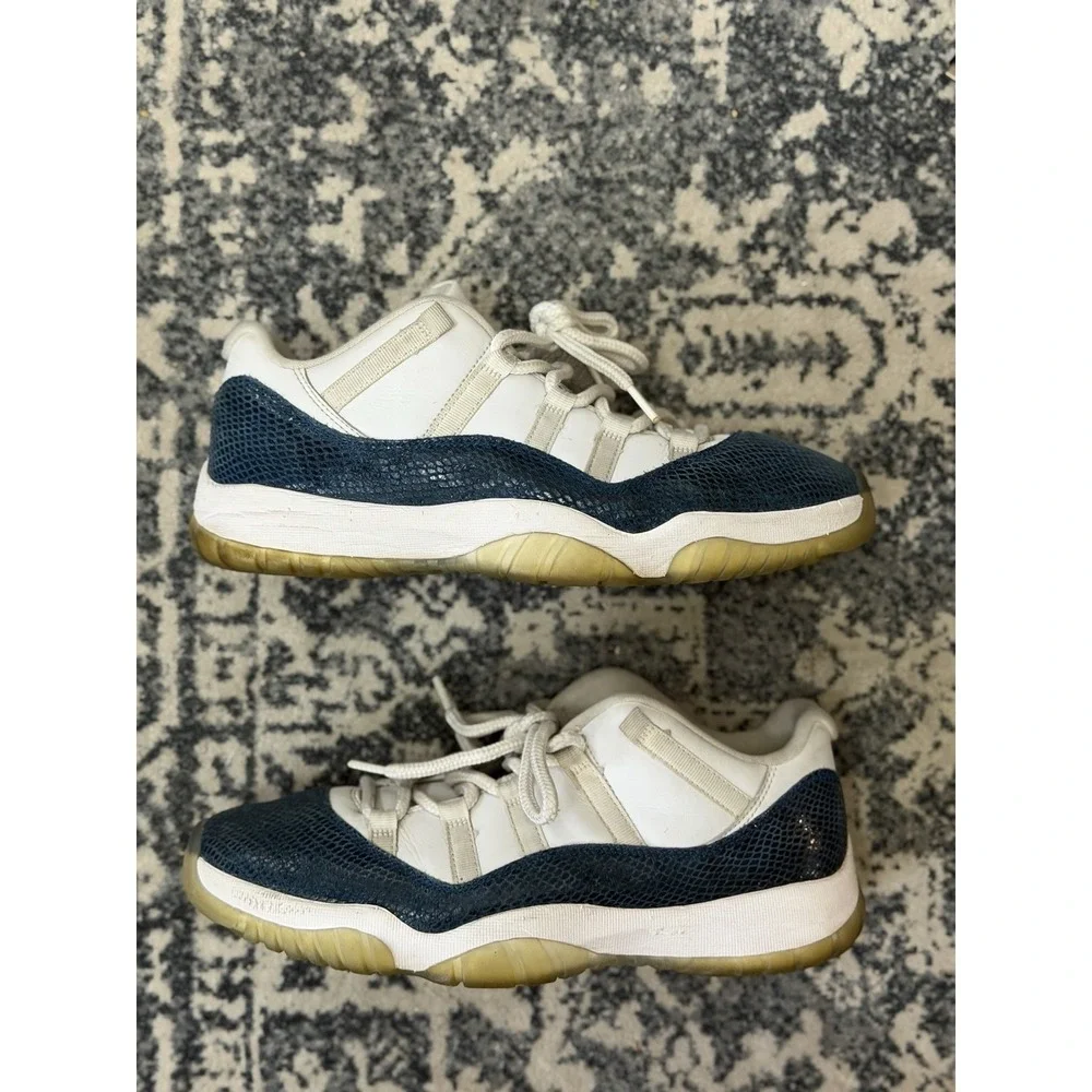 Air Jordan 11 Retro Low Navy Snakeskin Blue/White/Black Size 10